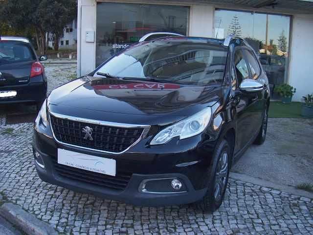 Usado Peugeot 2008 82 HP (60 kW) 2016 Preto SUV