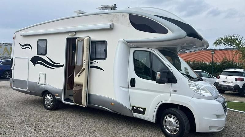 Usado Fiat Ducato 150 HP (110 kW) 2013 Branco Van
