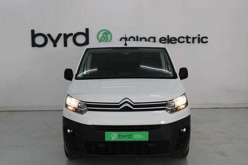 Usado Citroën e-Berlingo 100 kW (136 HP) 2022 Branco Monovolume