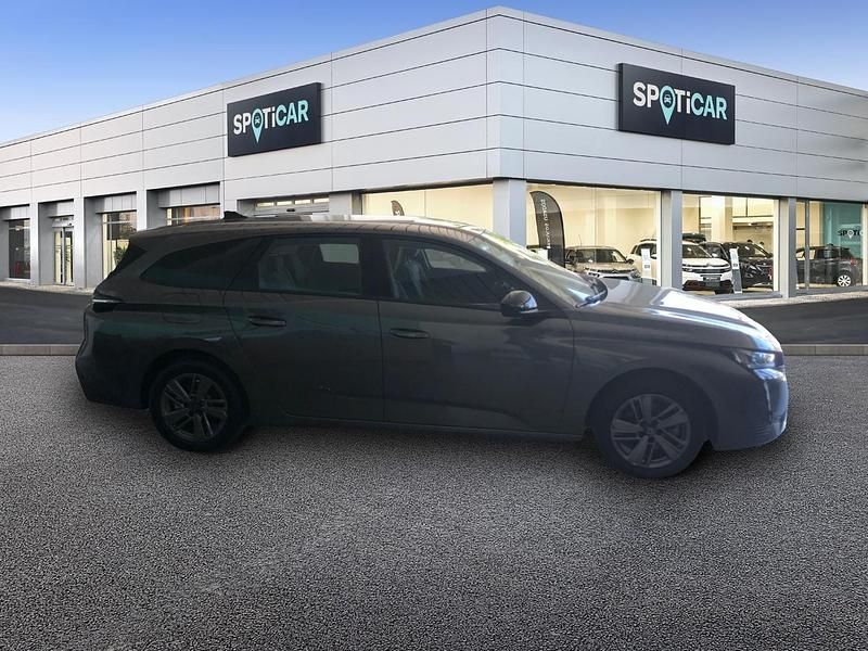 Usado Peugeot 308 Active 130 HP (95 kW) 2023 Cinzento Carrinha