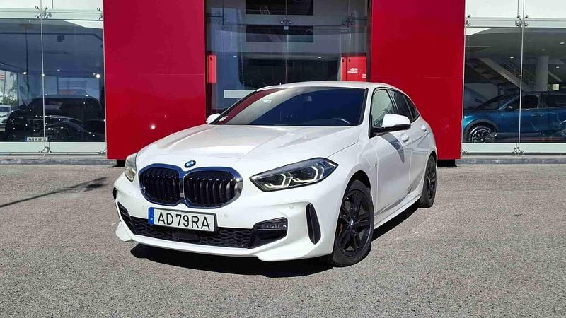Branco Usado 2020 BMW 116 Performance Citadino | € 22.490 (Preço justo) - Imagem 1/4