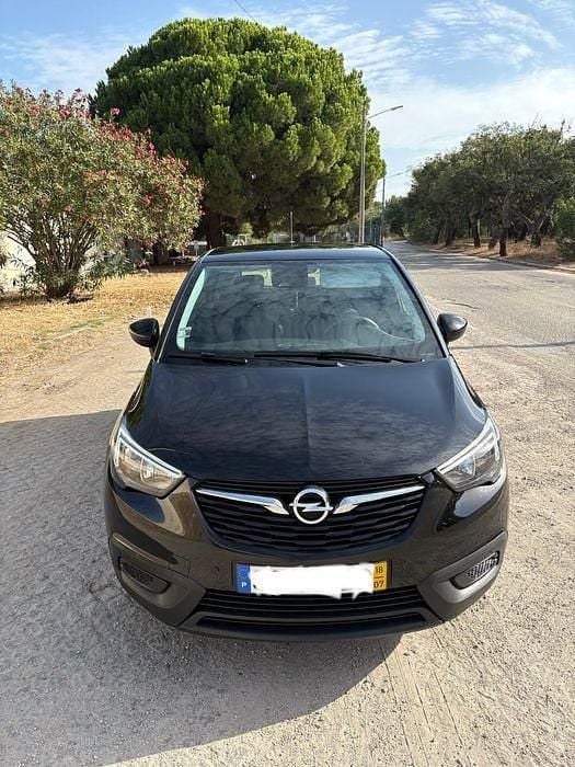 Usado Opel Crossland X Edition 99 HP (72 kW) 2018 Preto SUV