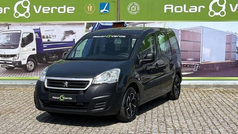 Cinzento Usado 2018 Peugeot Partner Van | € 17.500 - Imagem 1/4