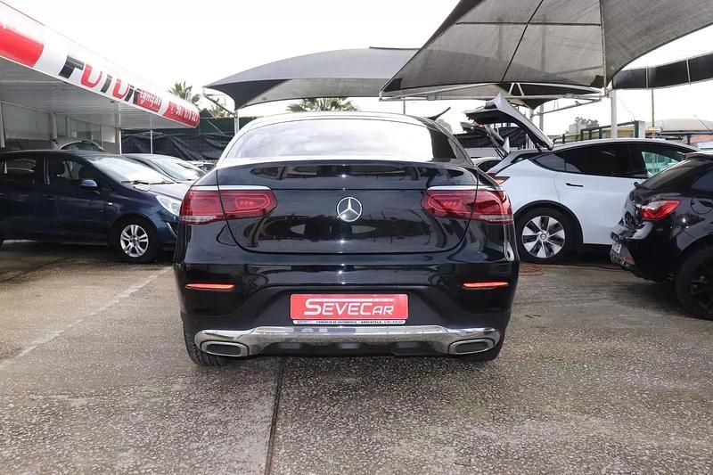 Usado Mercedes 200 163 HP (119 kW) 2020 Preto SUV