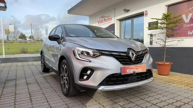Cinza Usado 2023 Renault Captur Techno SUV | € 17.990 (Preço justo) - Imagem 1/4