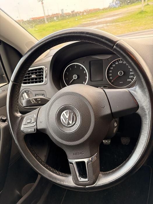 Usado VW Polo 70 HP (51 kW) 2011 Citadino