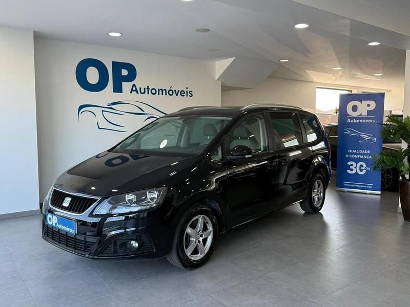 Cinza Usado 2011 Seat Alhambra Ecomotive Monovolume | € 13.450 - Imagem 1/4