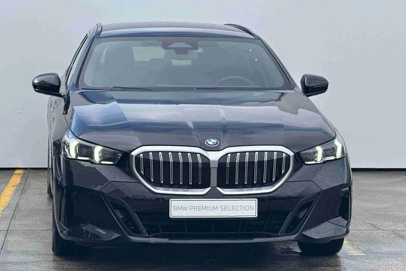 Usado BMW 520 Shadowline 208 HP (152 kW) 2025 Preto Carrinha