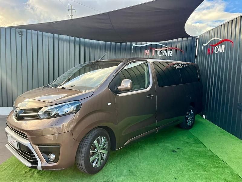Usado Toyota Proace 115 HP (84 kW) 2018 Outra Monovolume