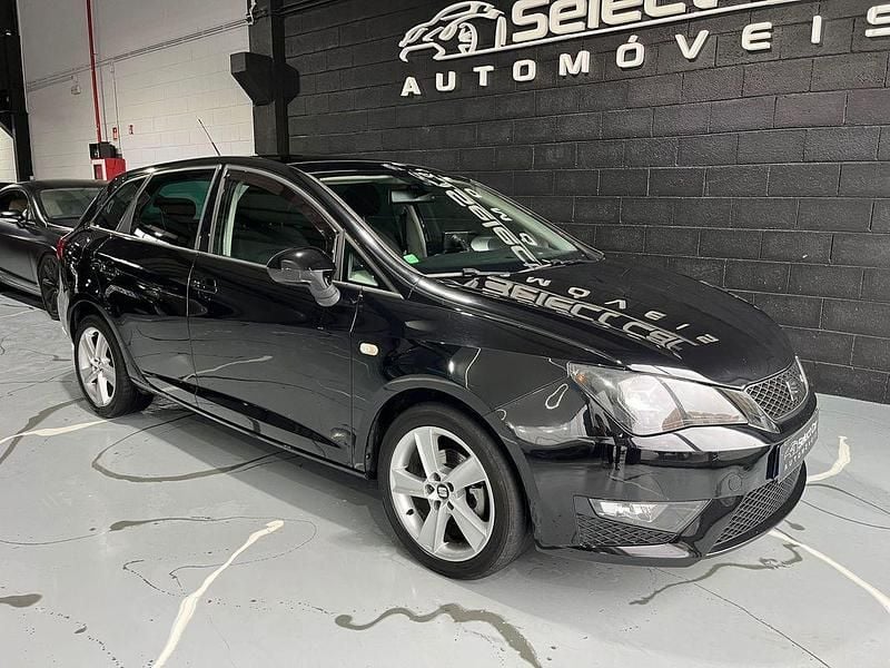 Usado Seat Ibiza ST FR 105 HP (77 kW) 2015 Preto Carrinha