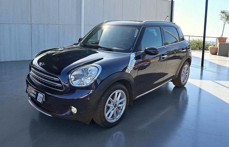Azul Usado 2016 Mini Cooper D Countryman SUV | € 15.890 (Preço justo) - Imagem 1/4