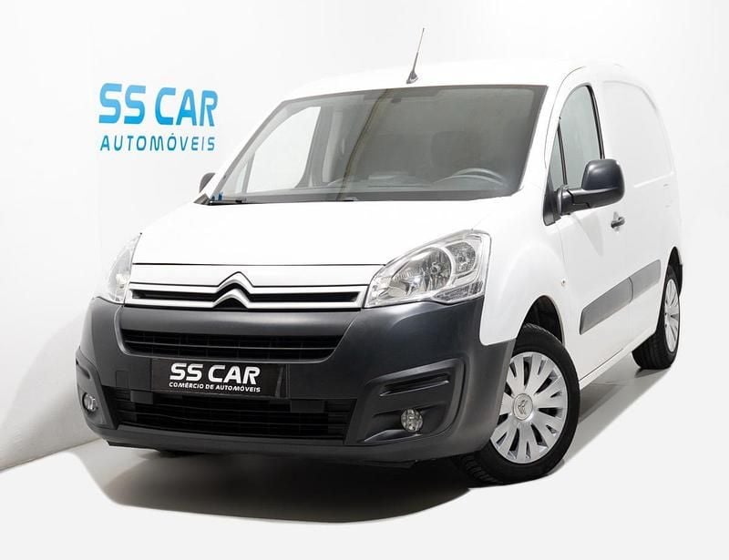 Branco Usado 2018 Citroën Berlingo Feel Monovolume | € 11.490 (Bom preço) - Imagem 1/4