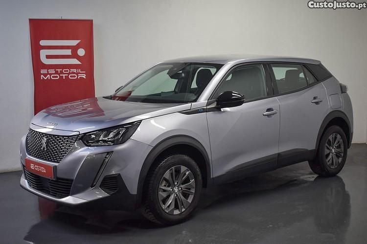 Cinza Usado 2022 Peugeot e-2008 Active SUV | € 21.900 (Preço justo) - Imagem 1/1