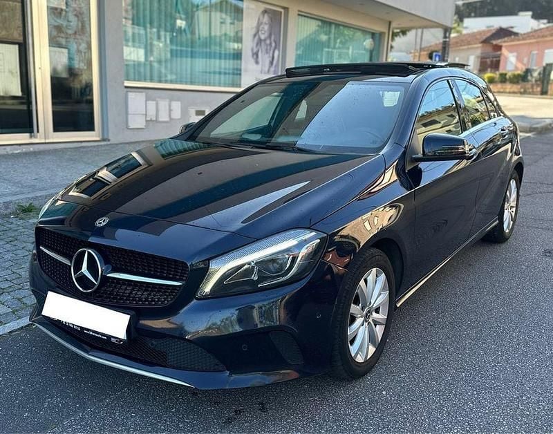Usado 2018 Mercedes A180 Sedan | € 15.500 (Super Preço) - Imagem 1/4