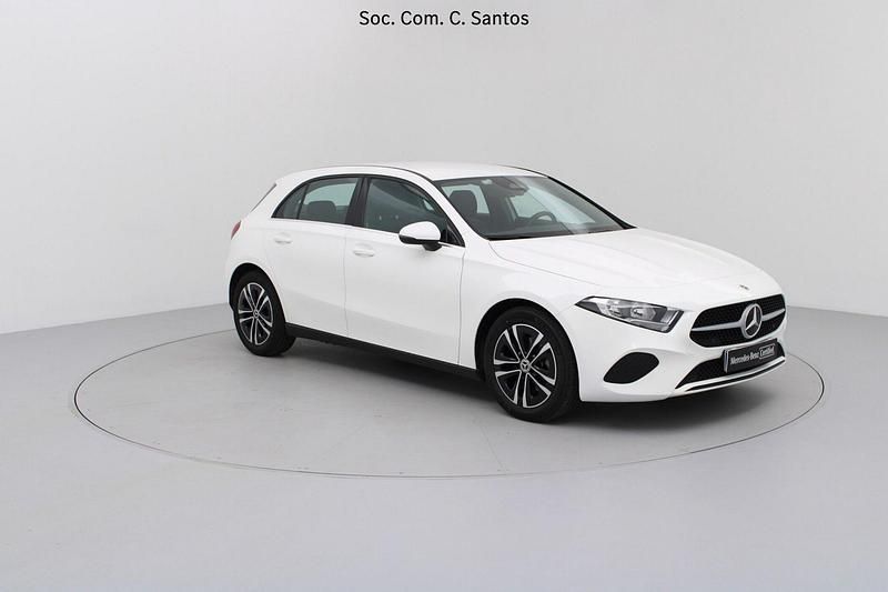 Usado Mercedes A200 150 HP (110 kW) 2024 Branco Sedan