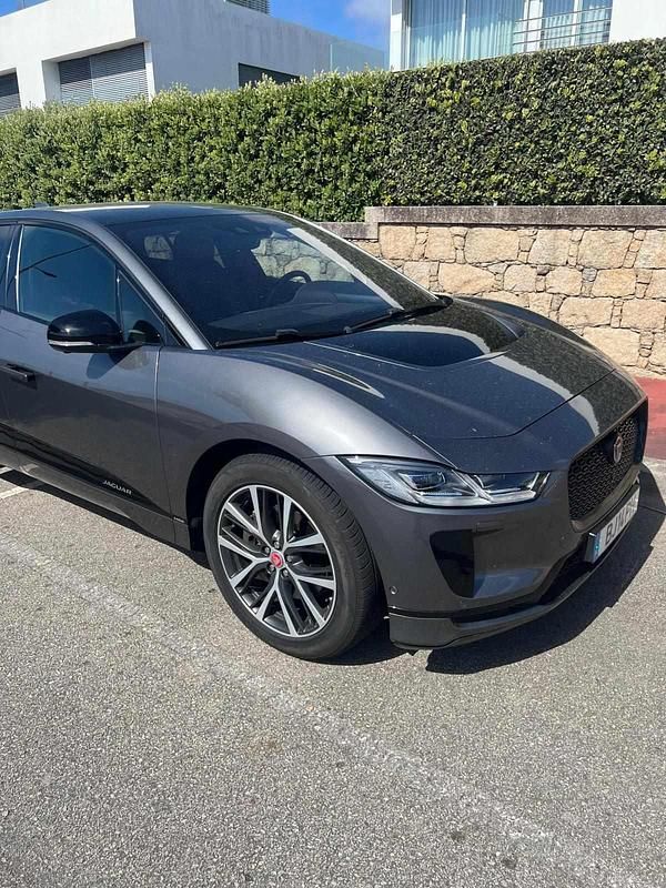 Cinzento Usado 2018 Jaguar I-Pace SUV | € 32.900 (Caro) - Imagem 1/4