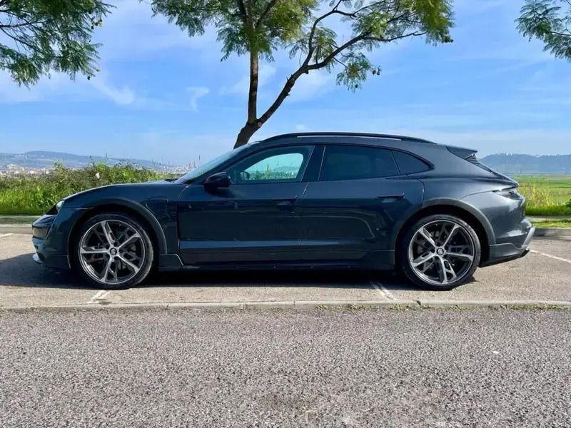 Usado Porsche Taycan Cross Turismo 350 kW (476 HP) 2023 Cinza escuro Sedan