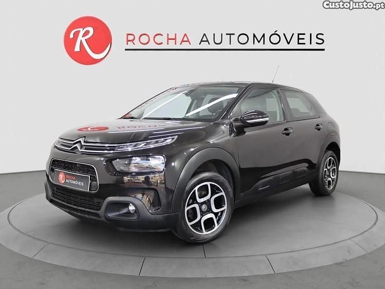 Usado Citroën C4 Feel 110 HP (80 kW) 2018 Preto SUV