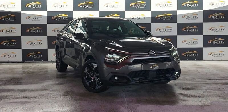 Cinza Usado 2022 Citroën C4 Feel | € 23.500 (Caro) - Imagem 1/4