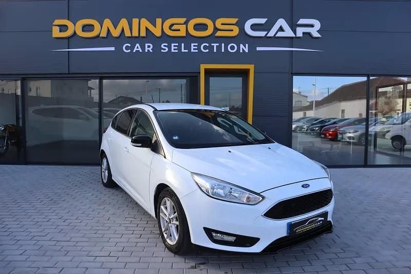 Usado Ford Focus Trend+ 120 HP (88 kW) 2017 Branco Citadino