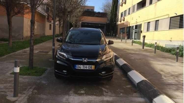 Preto Usado 2017 Honda HR-V SUV | € 21.950 - Imagem 1/4