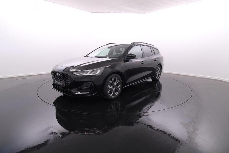 Usado Ford Focus 115 HP (84 kW) 2023 Preto Carrinha