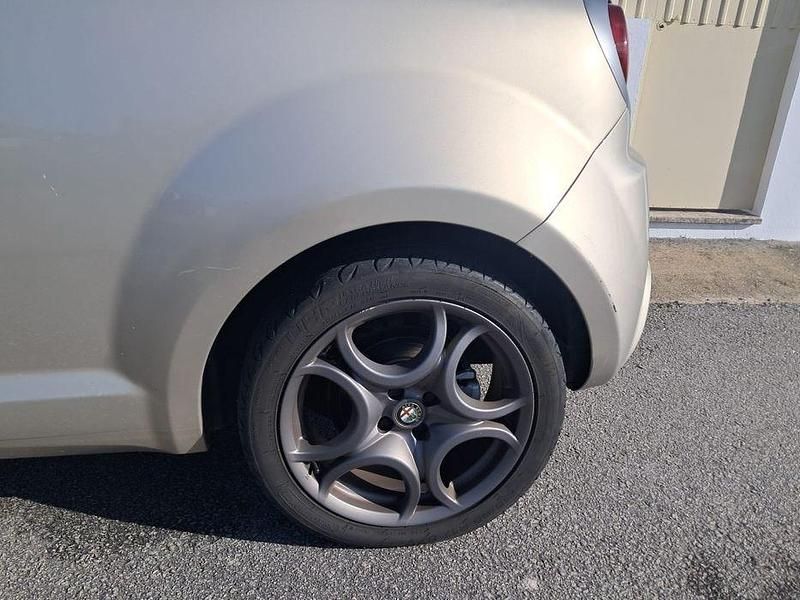 Usado Alfa Romeo MiTo 85 HP (62 kW) 2011 Citadino