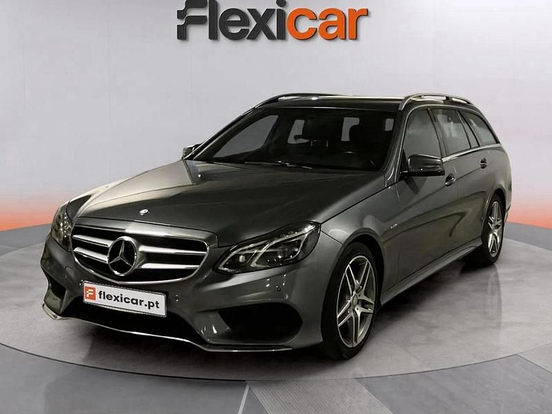 Cinza Usado 2015 Mercedes E300 Avantgarde Carrinha | € 20.490 (Preço justo) - Imagem 1/4