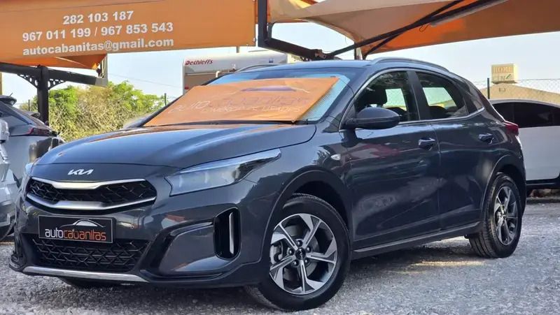 Azul Usado 2023 Kia XCeed SUV | € 19.950 (Preço justo) - Imagem 1/4