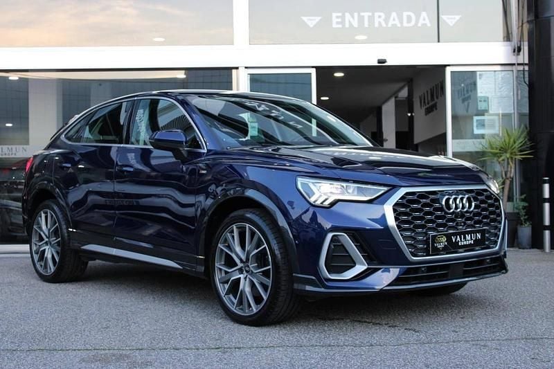Azul Usado 2021 Audi Q3 SUV | € 35.900 (Caro) - Imagem 1/4