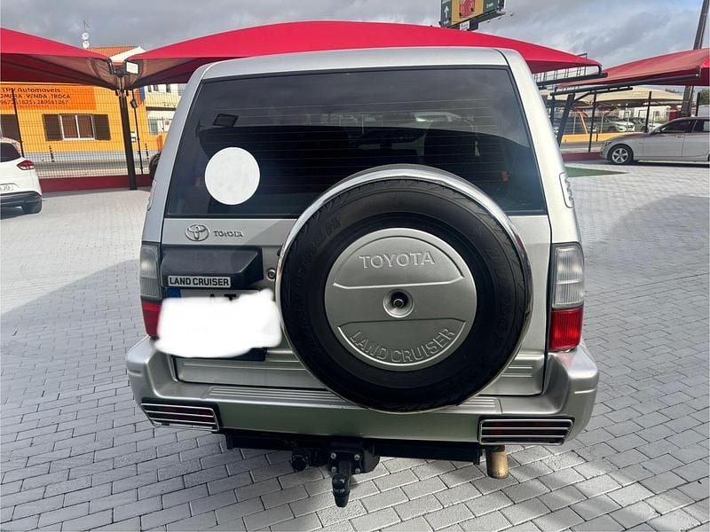 Usado Toyota Land Cruiser 163 HP (119 kW) 2000 Cinza SUV