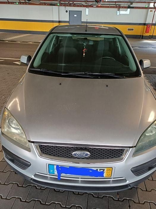 Usado 2005 Ford Focus Sedan | € 2.100 (Super Preço) - Imagem 1/4