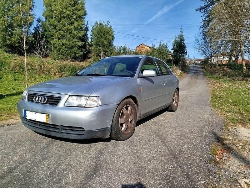 Usado Audi A3 90 HP (66 kW) 1997 Citadino