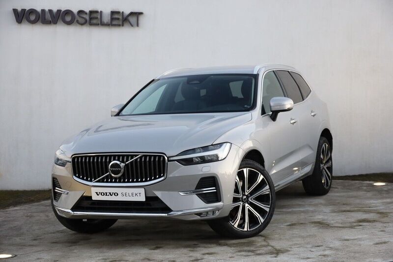 Usado Volvo XC60 Plus 235 HP (172 kW) 2023 Cinza SUV