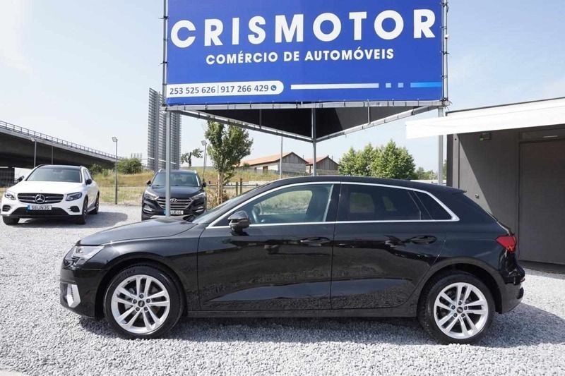 Preto Usado 2022 Audi A3 Sportback Citadino | € 23.750 - Imagem 1/4