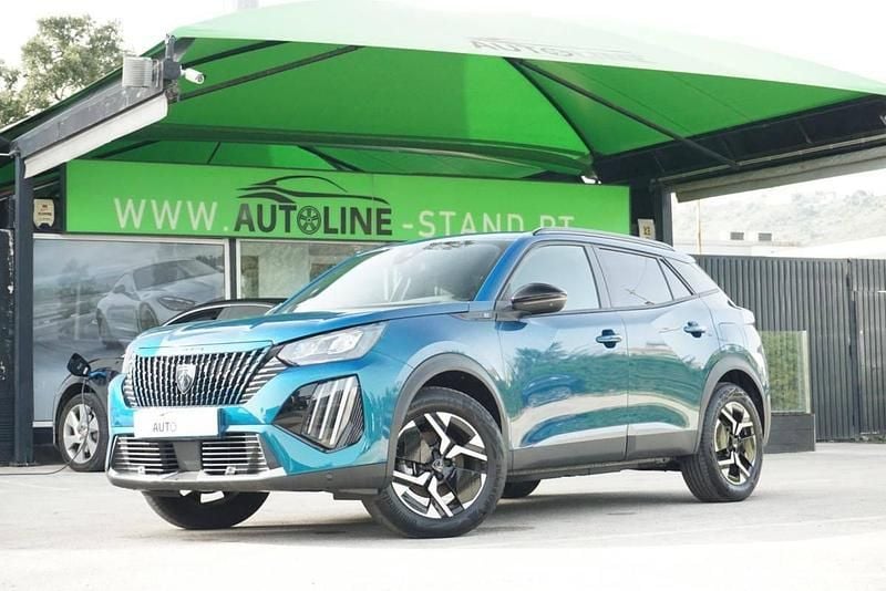 Usado Peugeot e-2008 Allure 114 kW (156 HP) 2025 Azul SUV