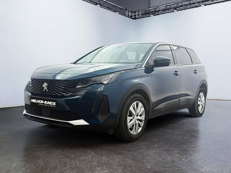 Usado Peugeot 5008 Active 130 HP (95 kW) 2021 Azul SUV