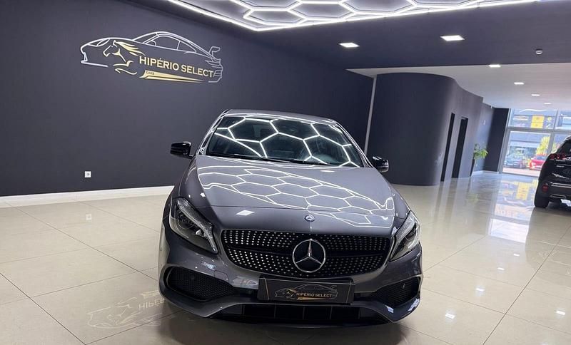 Usado Mercedes A180 AMG line 109 HP (80 kW) 2016 Cinza