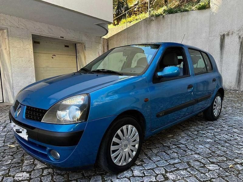 Usado 2002 Renault Clio II Sedan | € 1.990 - Imagem 1/4