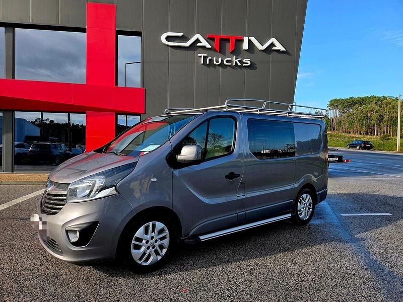 Cinza Usado 2014 Opel Vivaro Van | € 16.900 (Preço elevado) - Imagem 1/4