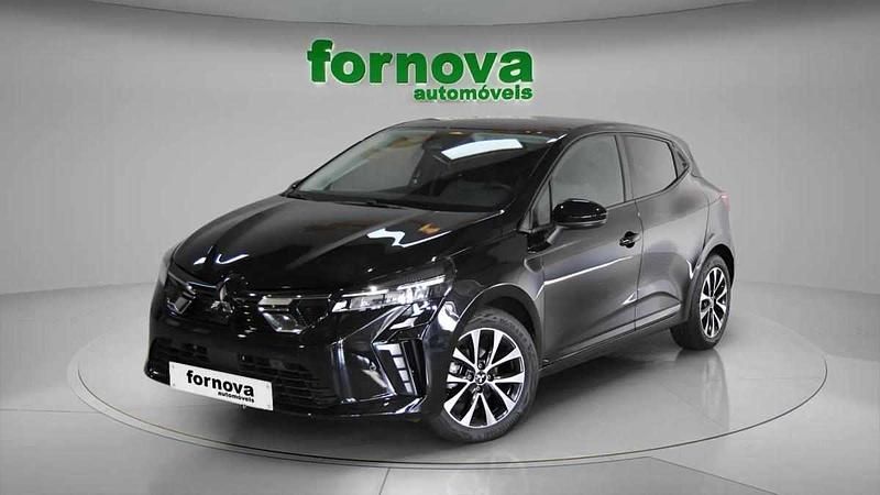 Usado Mitsubishi Colt 91 HP (66 kW) 2024 Preto Citadino