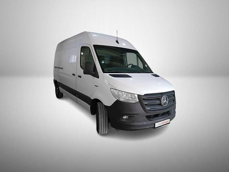 Branco Usado 2022 Mercedes E-Sprinter Van | € 21.990 - Imagem 1/4