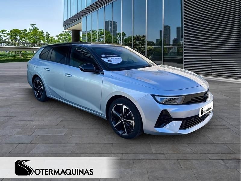 Usado Opel Astra 136 HP (100 kW) 2025 Cinzento Carrinha