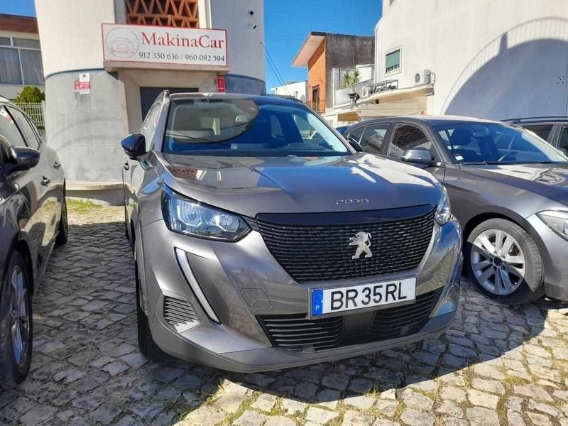 Cinzento Usado 2022 Peugeot 2008 SUV | € 20.977 (Preço elevado) - Imagem 1/4