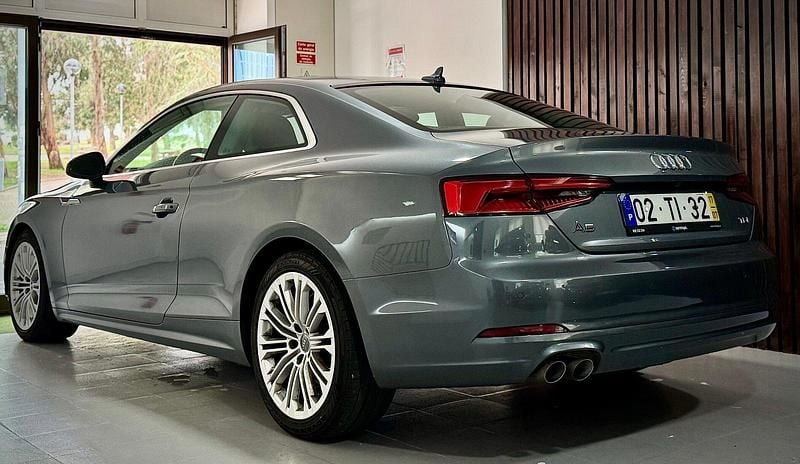 Cinza Usado 2017 Audi A5 Sport Coupé | € 22.900 (Super Preço) - Imagem 1/4