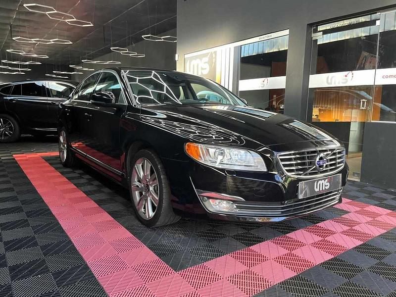 Preto Usado 2014 Volvo S80 Sedan | € 12.950 - Imagem 1/4