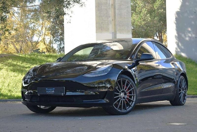 Usado Tesla Model 3 Long Range AWD 350 kW (476 HP) 2019 Preto Sedan