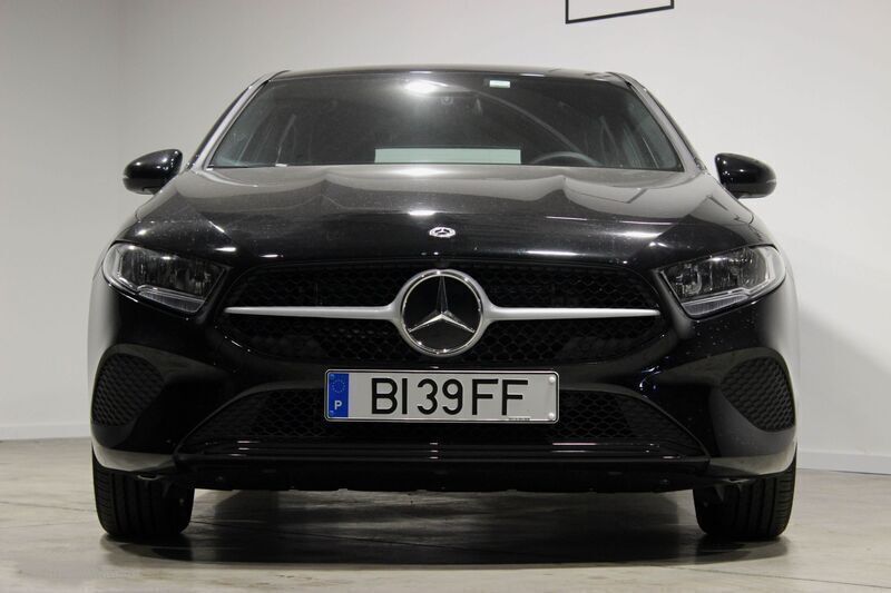Preto Usado 2024 Mercedes A250 Sedan | € 37.900 (Super Preço) - Imagem 1/4