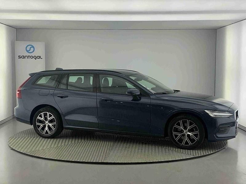 Usado Volvo V60 197 HP (144 kW) 2024 Azul Carrinha