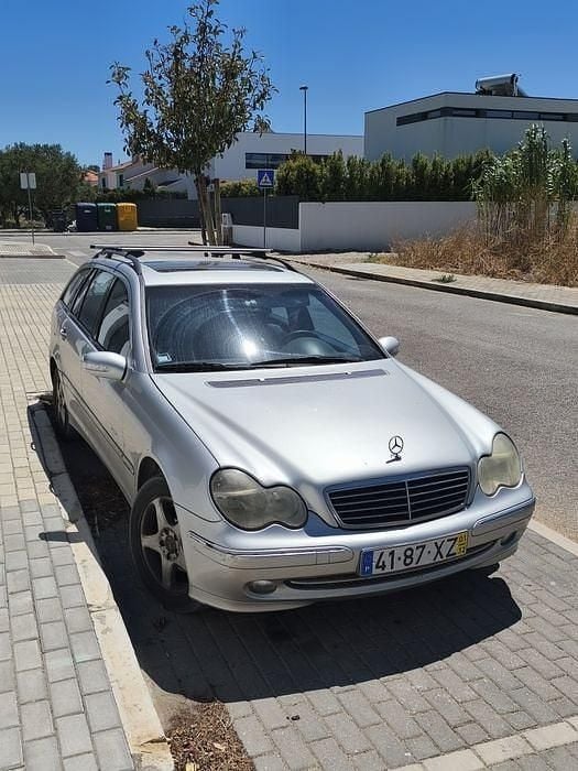 Usado 2001 Mercedes C220 Avantgarde Carrinha | € 2.000 (Super Preço) - Imagem 1/4